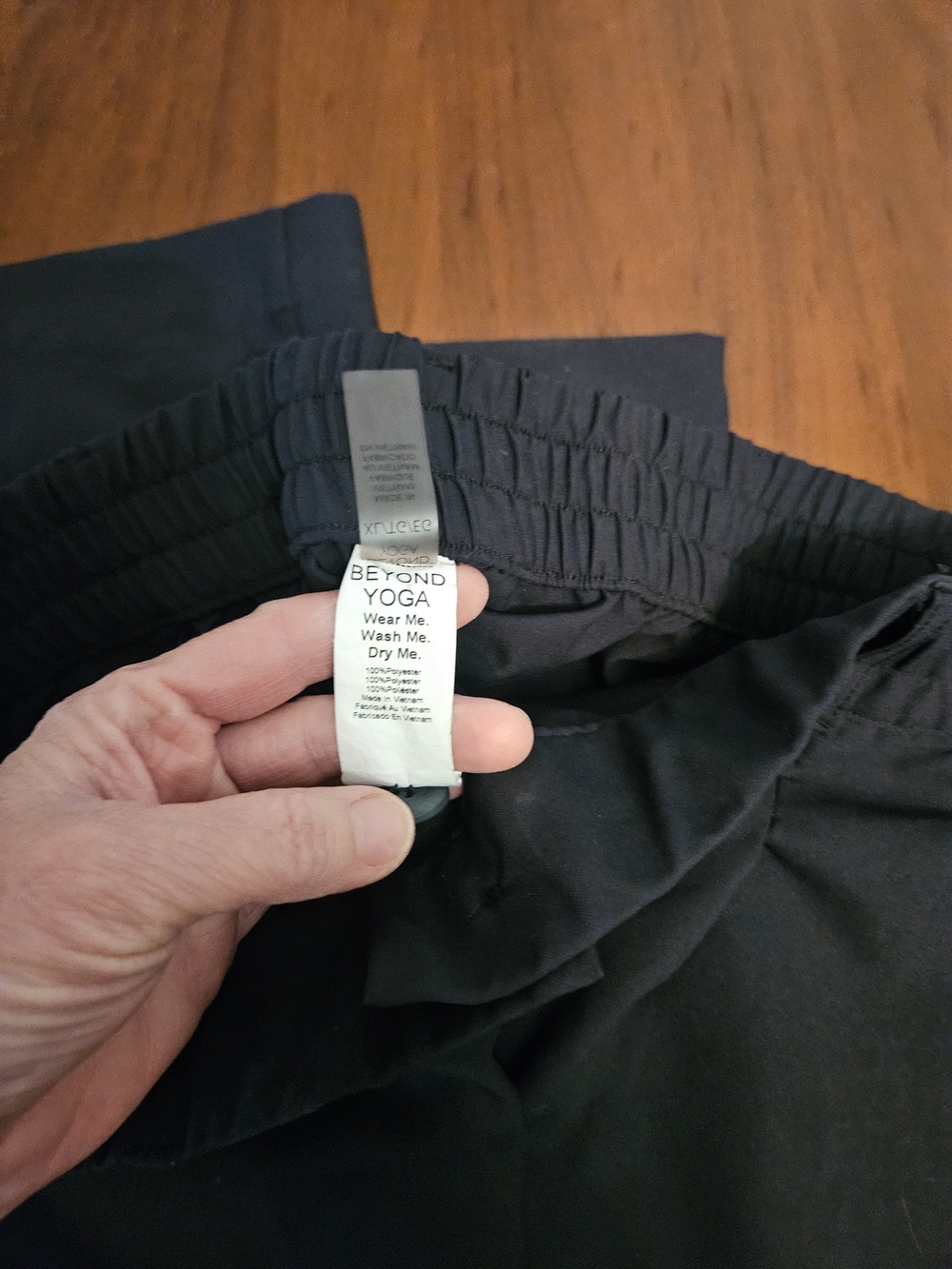 Beyond Yoga Women’s Black Wide-Leg Trousers - Picture 5 of 5